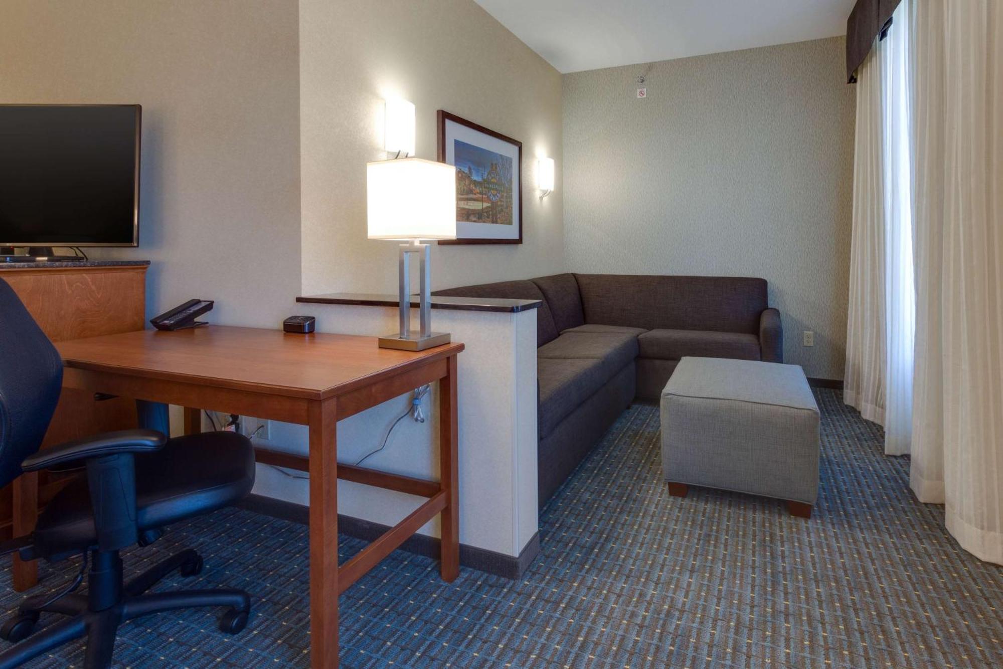 Drury Inn & Suites Gainesville Eksteriør billede